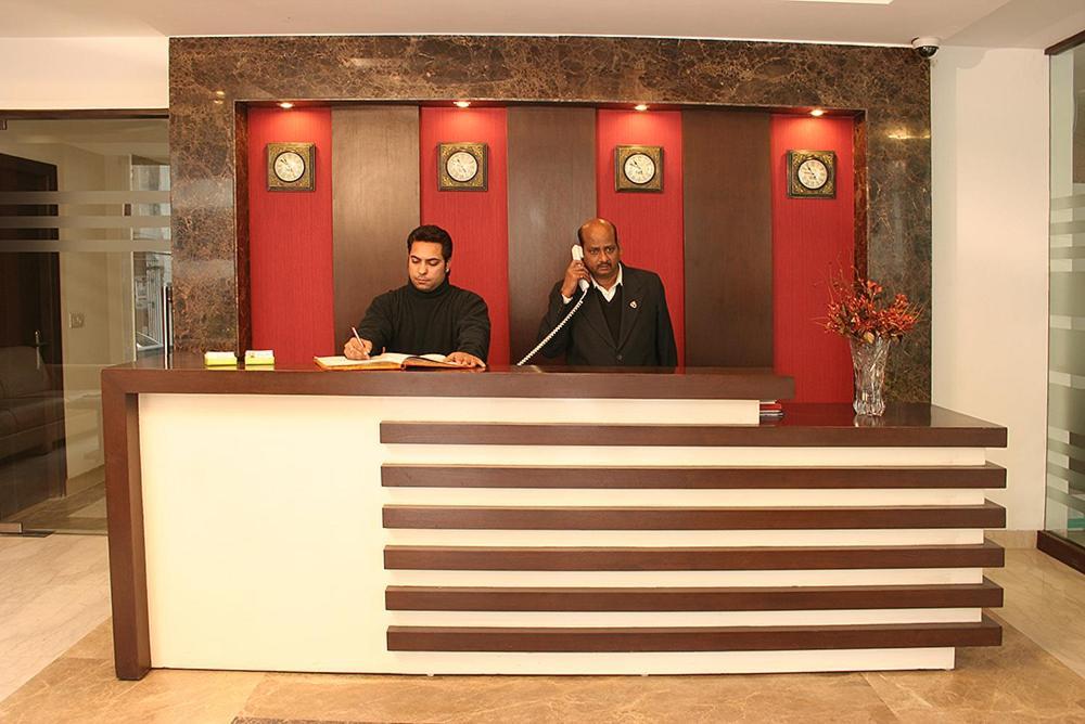 Hotel Livasa Inn Near Blk Hospital Delhi  Exteriör bild