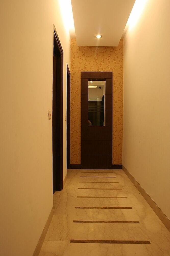 Hotel Livasa Inn Near Blk Hospital Delhi  Exteriör bild