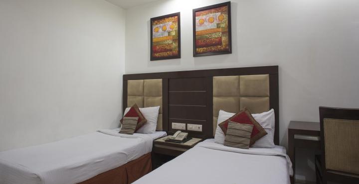 Hotel Livasa Inn Near Blk Hospital Delhi  Exteriör bild