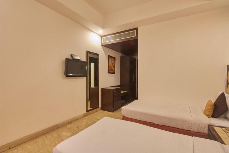 Hotel Livasa Inn Near Blk Hospital Delhi  Exteriör bild