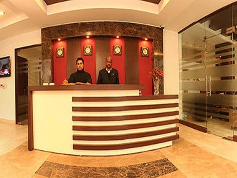 Hotel Livasa Inn Near Blk Hospital Delhi  Exteriör bild
