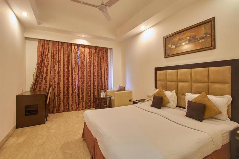 Hotel Livasa Inn Near Blk Hospital Delhi  Exteriör bild