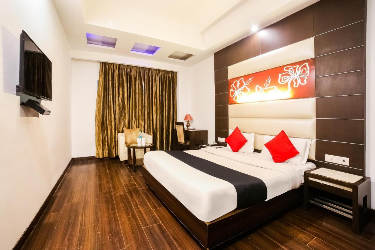 Hotel Livasa Inn Near Blk Hospital Delhi  Exteriör bild